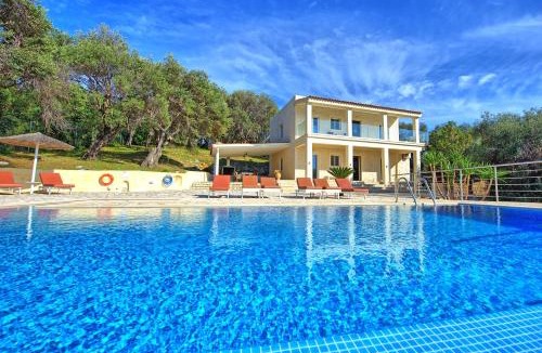 Agios Spyridon Corfu Villa | Villa Seasun - Seafront Property with Infinity Pool & Panoramic Coastal Views by Posarelli Villas