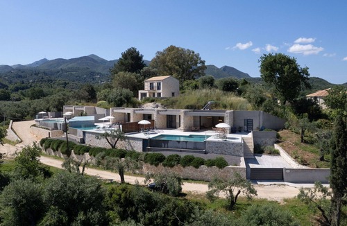 Petaleia Villa | Villa Serapias - Modern villa with private pool, close to the seaside in Corfù, Greece