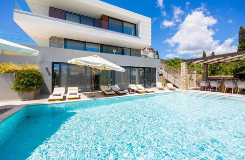 Corfu Town Villa | Villa Seren