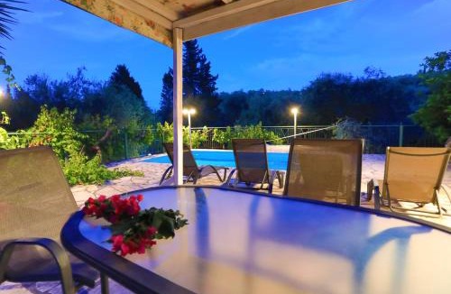 Koutsi Villa | Villa Sevi