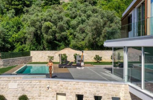 Sveti Stefan Villa | Villa Solaria