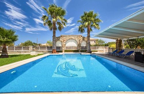 Drosia Villa | Villa St Dennis