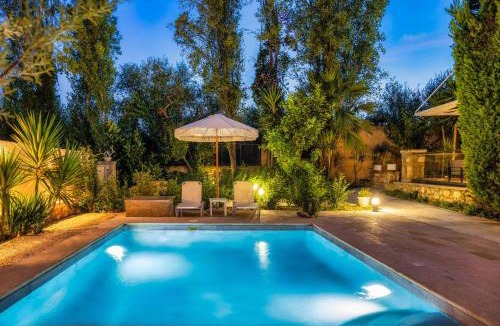 Drosia Villa | Villa Stavli