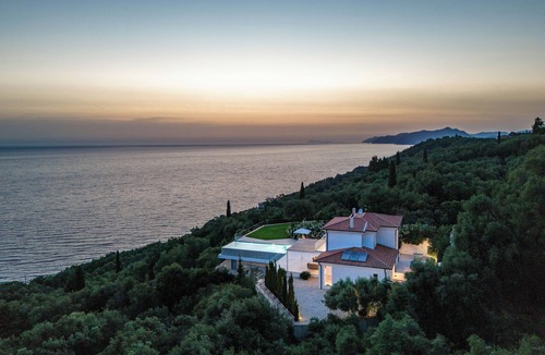 Pentati Villa | Villa Symphonia