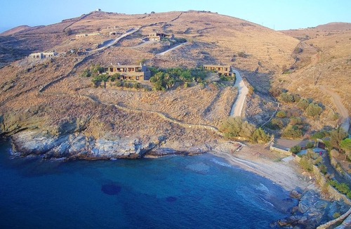 Pisses Villa | Villa Thymari, 4bedroom, waterfront, "private" beach, quiet location