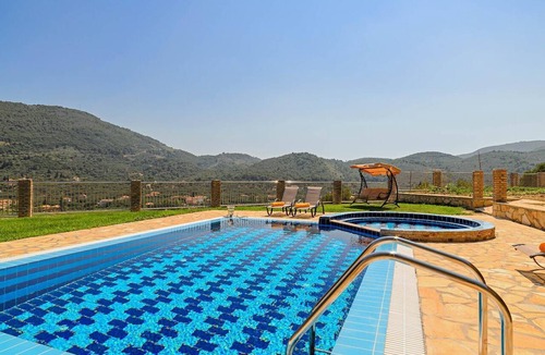 Limni Keri Villa | Villa Tireda Tria - Three Bedroom Villa, Sleeps 6