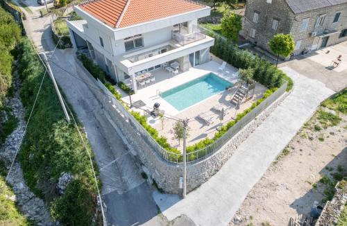 Orahovac Villa | Villa Tor