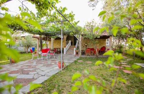 Ofrinion Apartment | villa Touzla