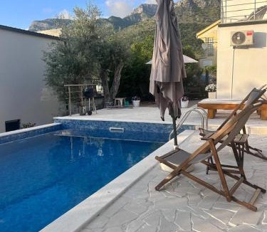 Bar Villa | Villa Tri masline