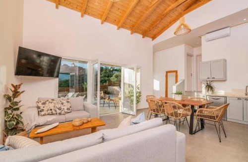 Elation Villa | Villa Vardiola by Villa Plus