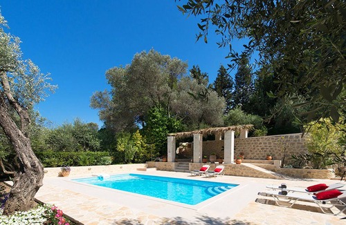 Amnatos Villa | Villa Velanidia - One Bedroom Villa, Sleeps 2