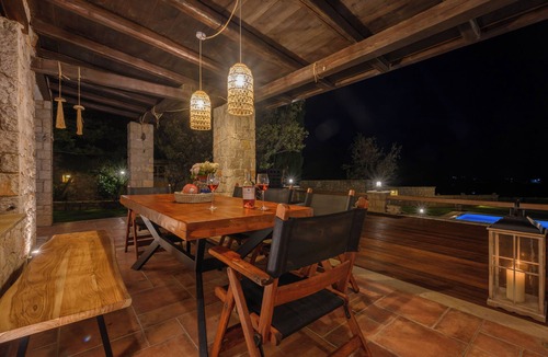 Pylos-Nestoras Villa | Villa Vicanti: Private Paradise