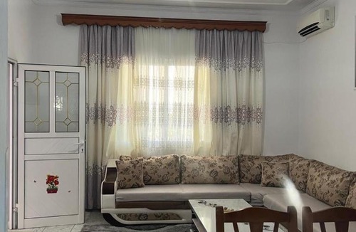 Lazarat Villa | Villa Victoria