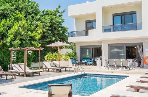 Ialyssos Villa | Villa Vikelas - Four Bedroom Villa, Sleeps 8