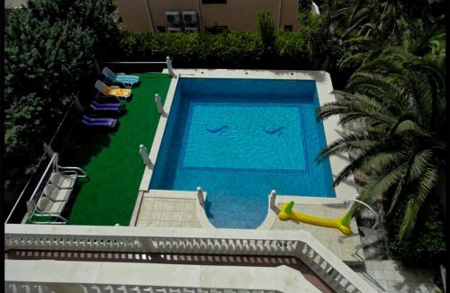 Petrovac Villa | Villa VIktoria