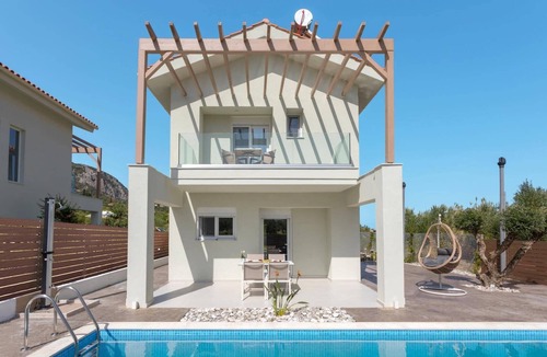 Khartata Villa | Villa Vilenia Anemelia by Villa Plus
