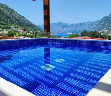 Skaljari Apartment | Villa Vista Real