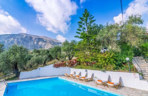 Barbati Villa | Villa Yiannakis