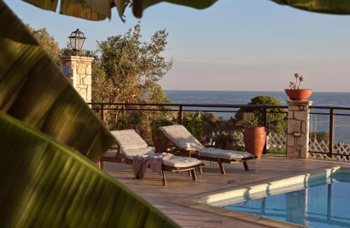 Xirokastello Villa | Villa Yiannis - private pool & endless sea view, by ZanteWize