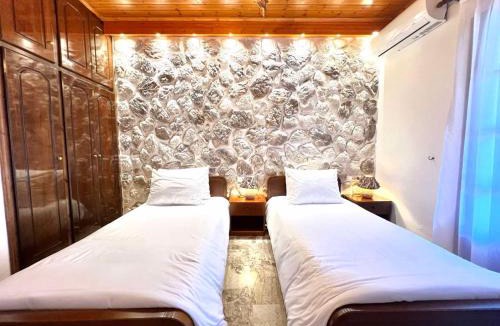 Acharavi House | Villa Yiannitsis-Harmony In The Flowers, Acharavi Beach