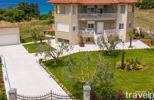 Nea Potidaia Villa | Villa Zeria by TravelPro Services