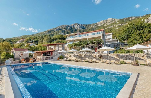 Lapcici Villa | Villa Zoranna with Pool