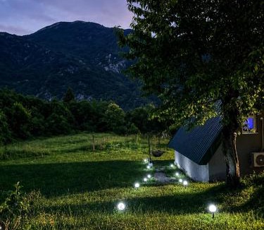 Cetinje Ski Chalet | Villageescape
