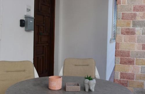Paradisi Apartment | Villager's Art Apt-Your Stylish Airport Escape