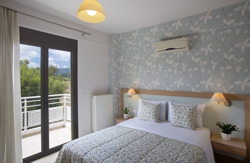 Skouloufia Villa | Villas for family holidays