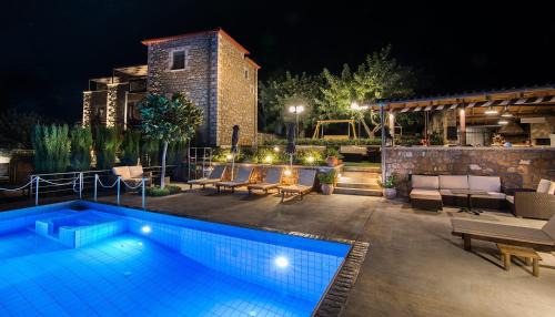 Pigadia Apartment | Villavia Residence - Sorocco & Ostria Retreats with Pool access
