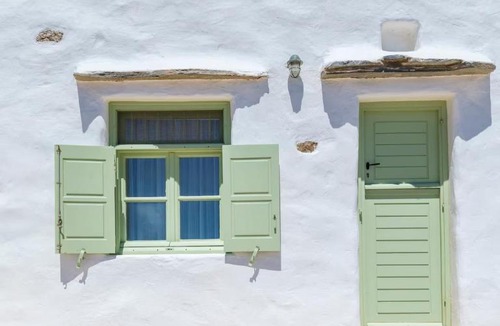 Lavreotiki Villa | Vinara Cycladic Villa