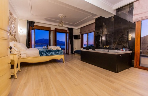 Gefira Mpania Apartment | Vip Lepanto Port Suites