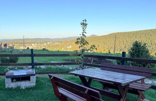 Pitomine Ski Chalet | Vista Pitomine
