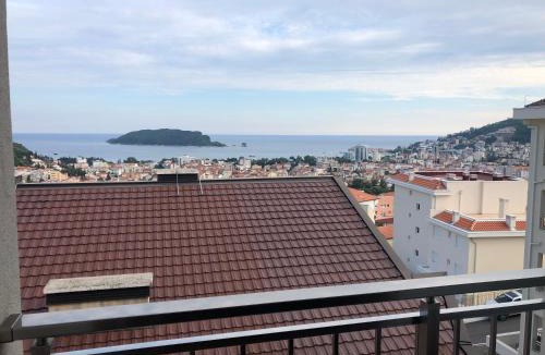 Podmaine Apartment | Vistamar Aparthotel