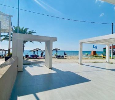 Siviri Apartment | Vit'S sea Villa