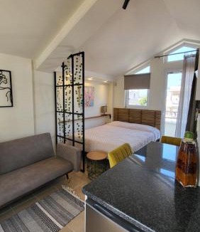 Anatolikos Sinikismos Apartment | Vivere Terrace Seaside Kalamata