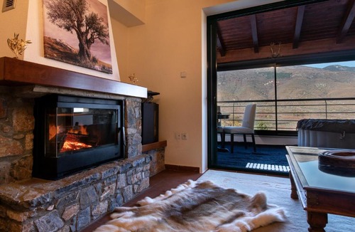 Edessa Ski Chalet | VORAS 180° VIEW