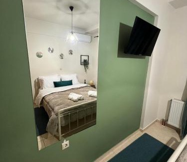 Ioannina Apartment | Votanikos Hidden Gem