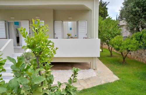 Nea Makri House | Vottas Seaside House Nea Makri