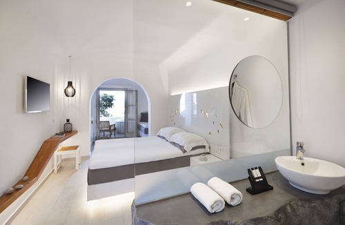 Karavostasis Hotel | Vrahos Boutique Hotel