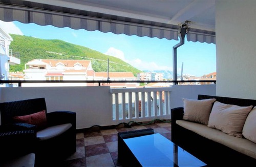 Velji Vinogradi Apartment | Vujovic apartment Budva