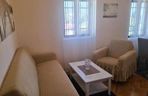 Maini Apartment | VUK's 5 min from the BEACH Two-Bedroom Apart