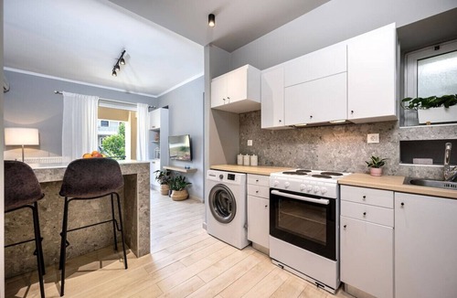 Kos Town Apartment | Warmth & Charm Island Style Apt