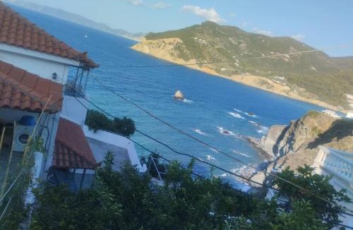 Skopelos Town House | Waves of Millos