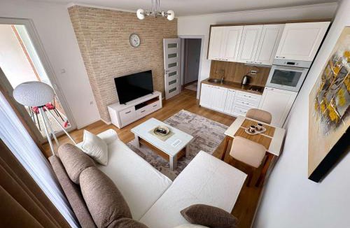 Matiçan Apartment | White Apartment