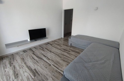 Kamari Apartment | WHITE & BLUE Kamari