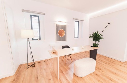 Khalandrion Apartment | White harmony, 2 bedroom apartment