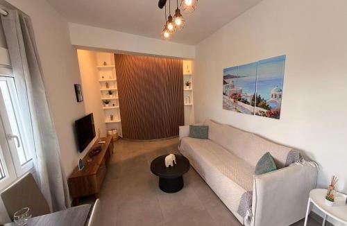 Vourvoulos House | White Swallow Suite Santorini