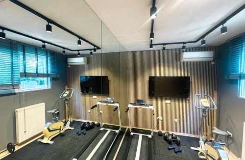 Spata-Artemida Apartment | Whitealcyone Fit & Zen Apartment