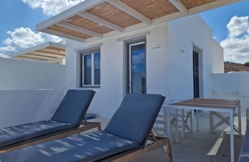 Molos House | Windbirds Molos Ferienhaus Direkt am Meer